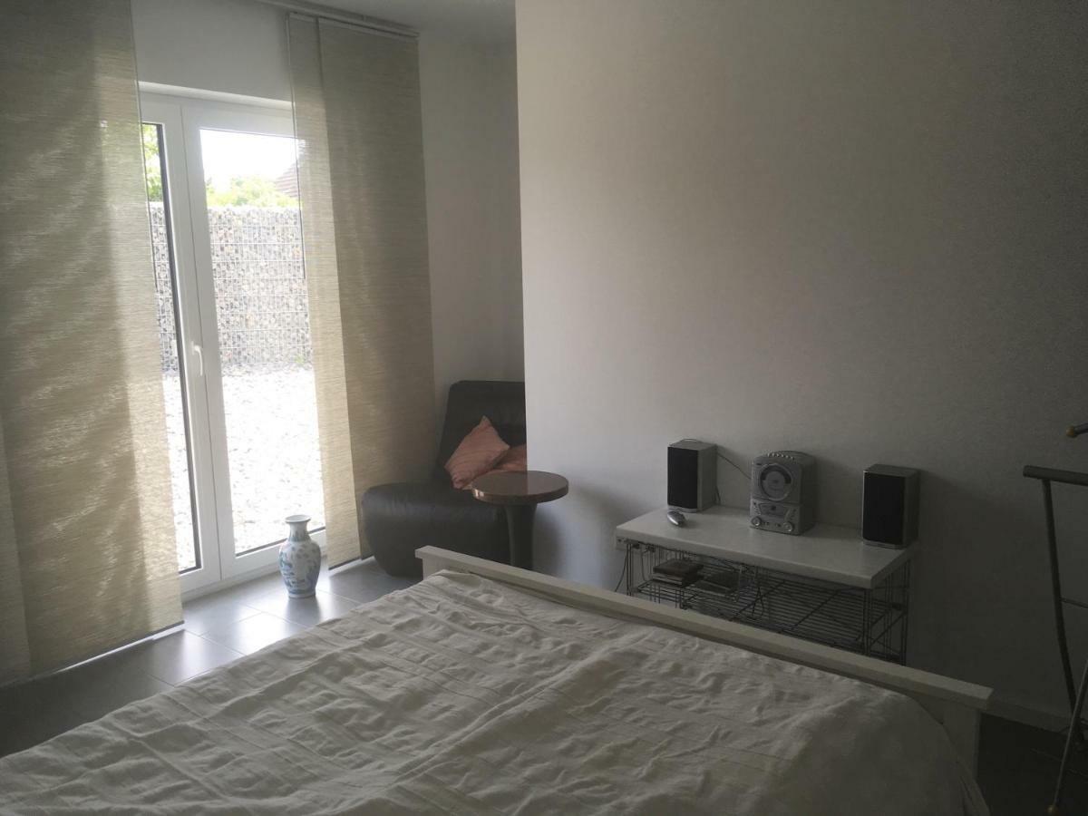 Ferienwohnung Angelika นอยชตัดท์ อัม รูเบนแบร์เกอ ภายนอก รูปภาพ